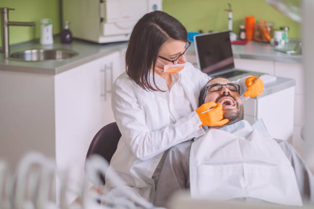 Best Emergency Tooth Extraction in Fairwood, MD